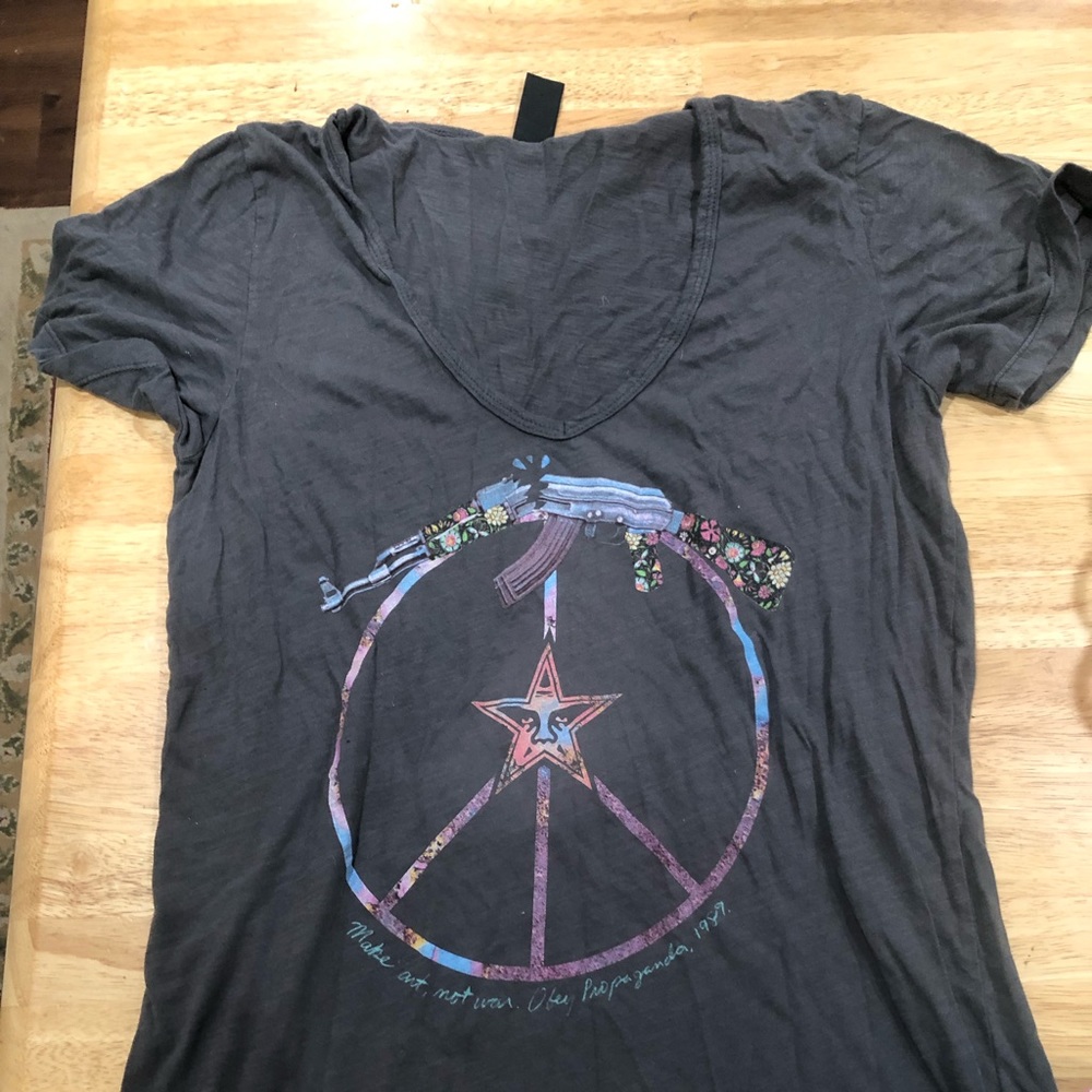 Obey T-shirt